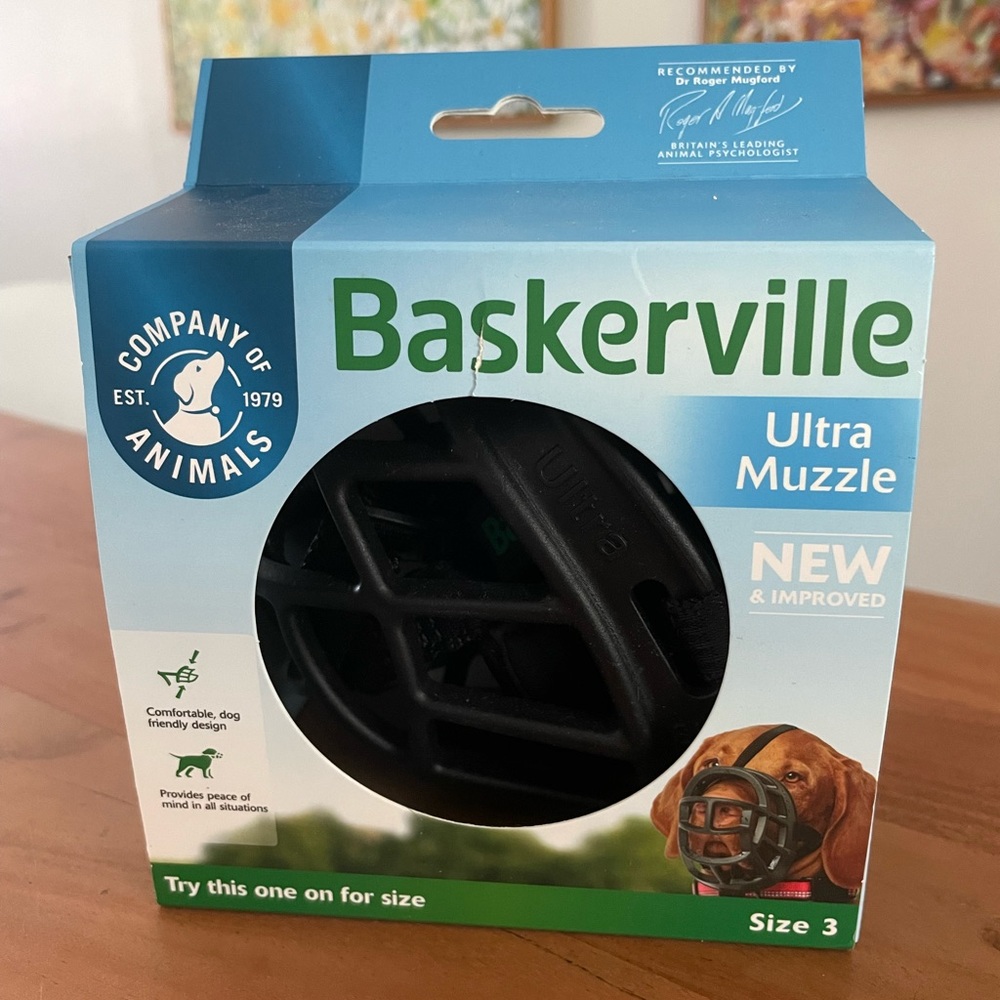 Dog muzzle for medium dog sz 3